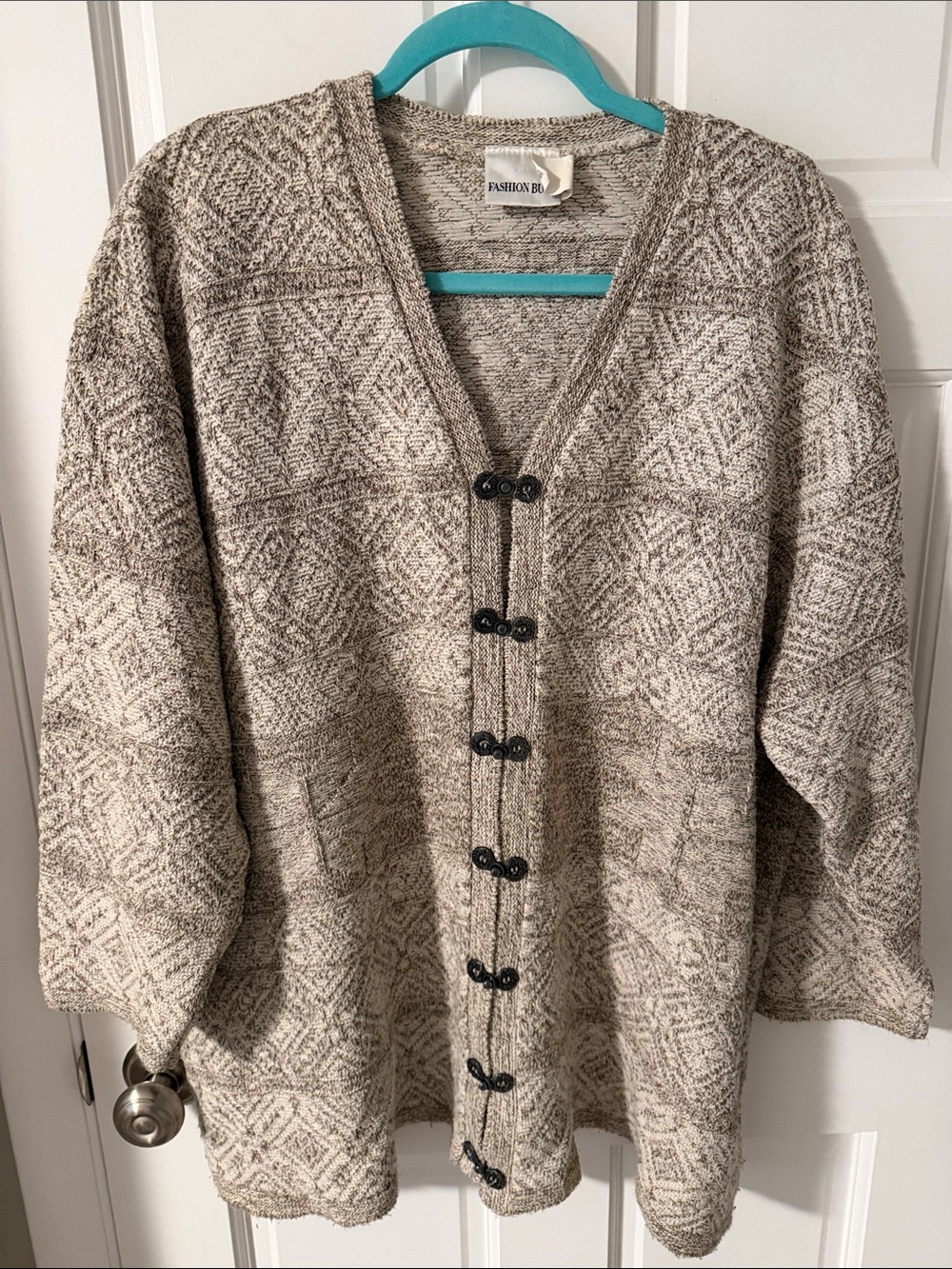 Vintage 90s Lagenlook Geometric Knit Cardigan Sweater Metal Loop Clasps 22/24